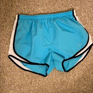 Women’s Nike running shorts (7)